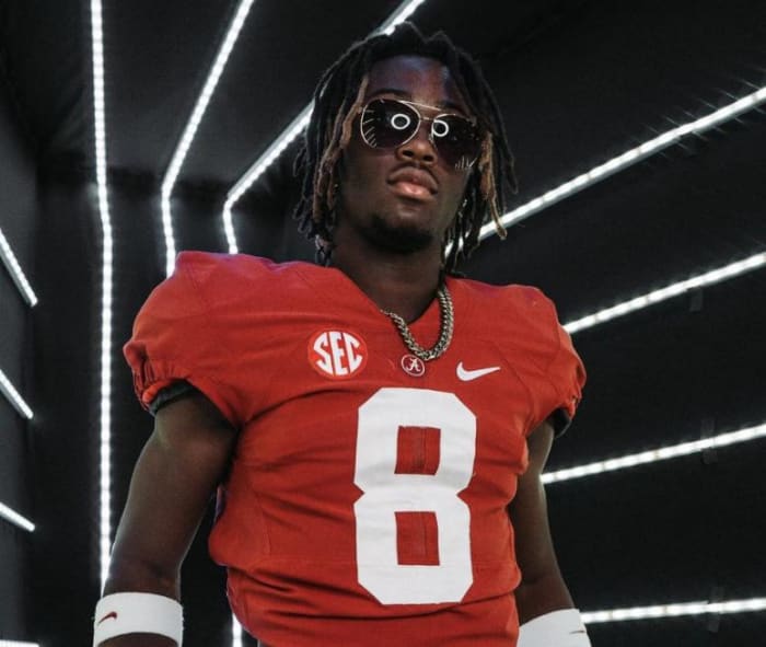 Four-star cornerback Makari Vickers